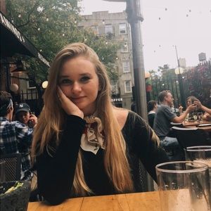 Meet your Posher, Annalyn